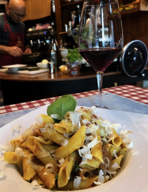 Bianco Rosso e Nero: Münih’in Göbeğinde Sakin Bir İtalyan Keyfi