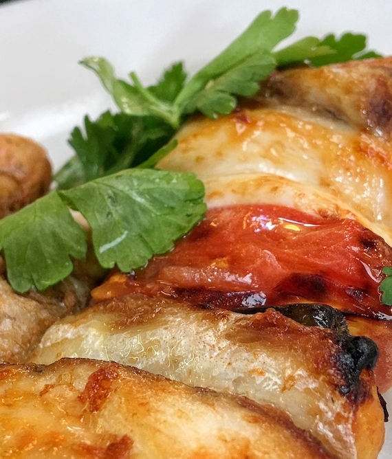 Veli Usta: Historic Seafood Restaurant In Hisarönü